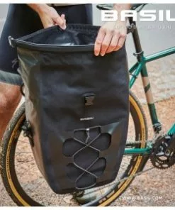 Sacoche Basil Navigator -VTC électriques Soldes basil sacoche navigator 1 5